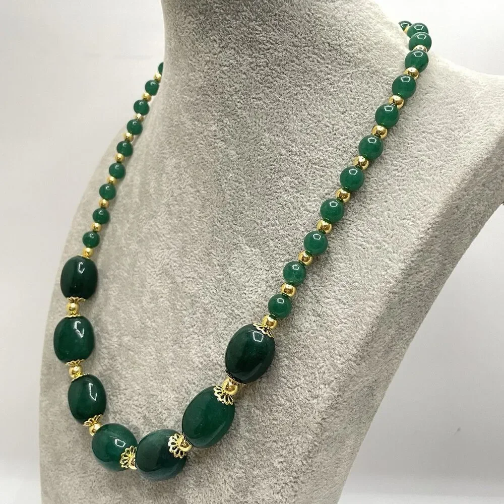 Artisan Handcrafted Green Gemstone Gold Tone Beaded Statement Necklace Elegant